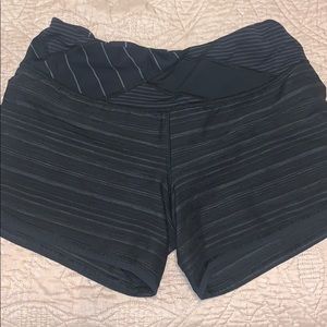 lululemon speed up shorts 4”